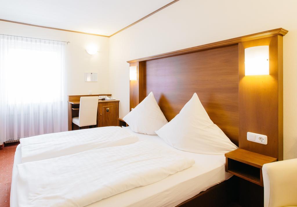 Klassik Hotel Am Tor Вайден Экстерьер фото